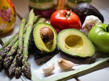 과일 씨에는 독이 들어있어 먹으면 안 된다는데